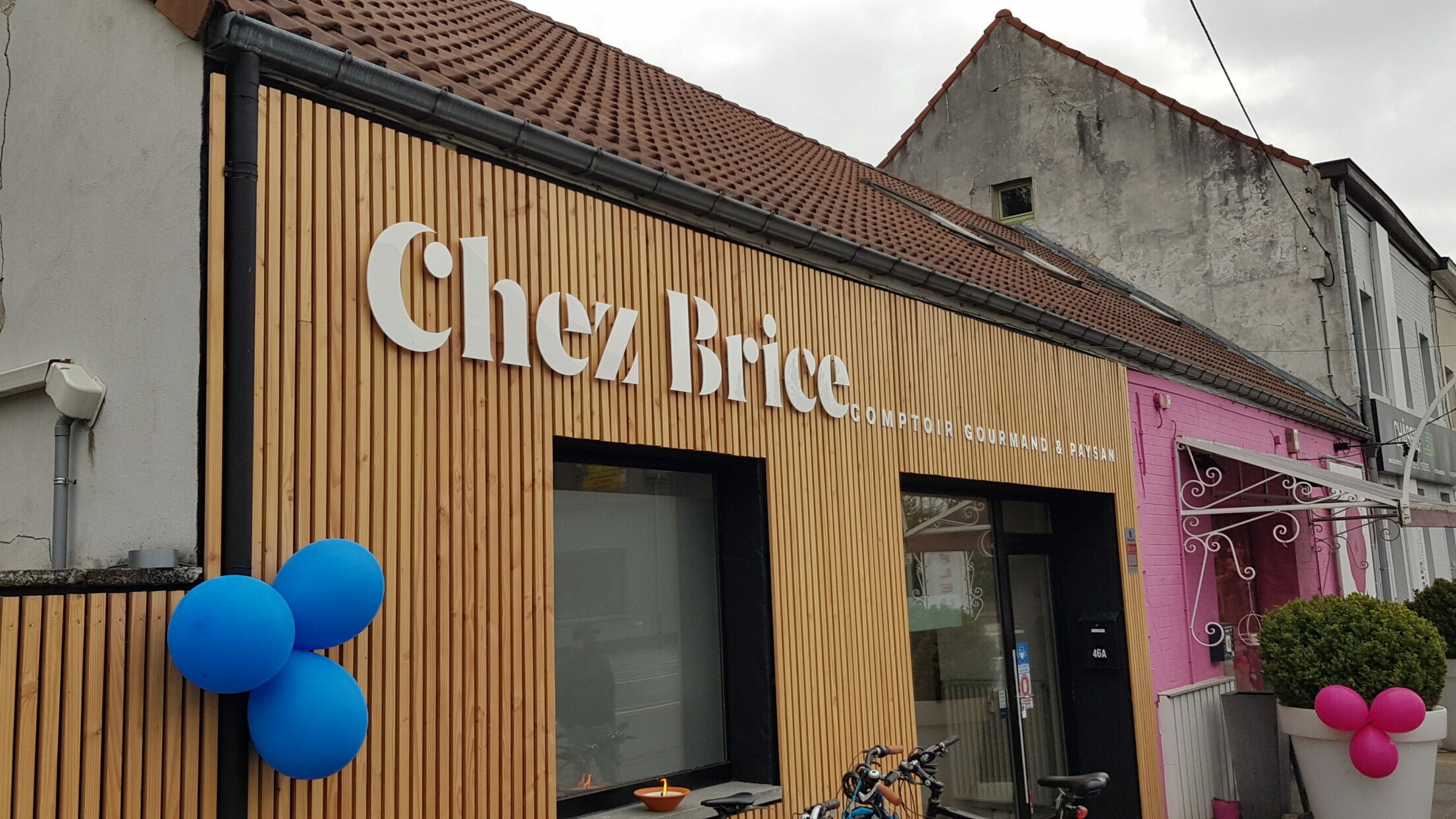 Enseigne grand format en fa&ccedil;ade - Chez Brice