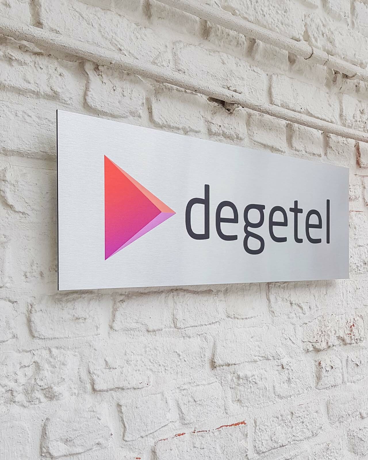 Signalétique sur façade - Degetel