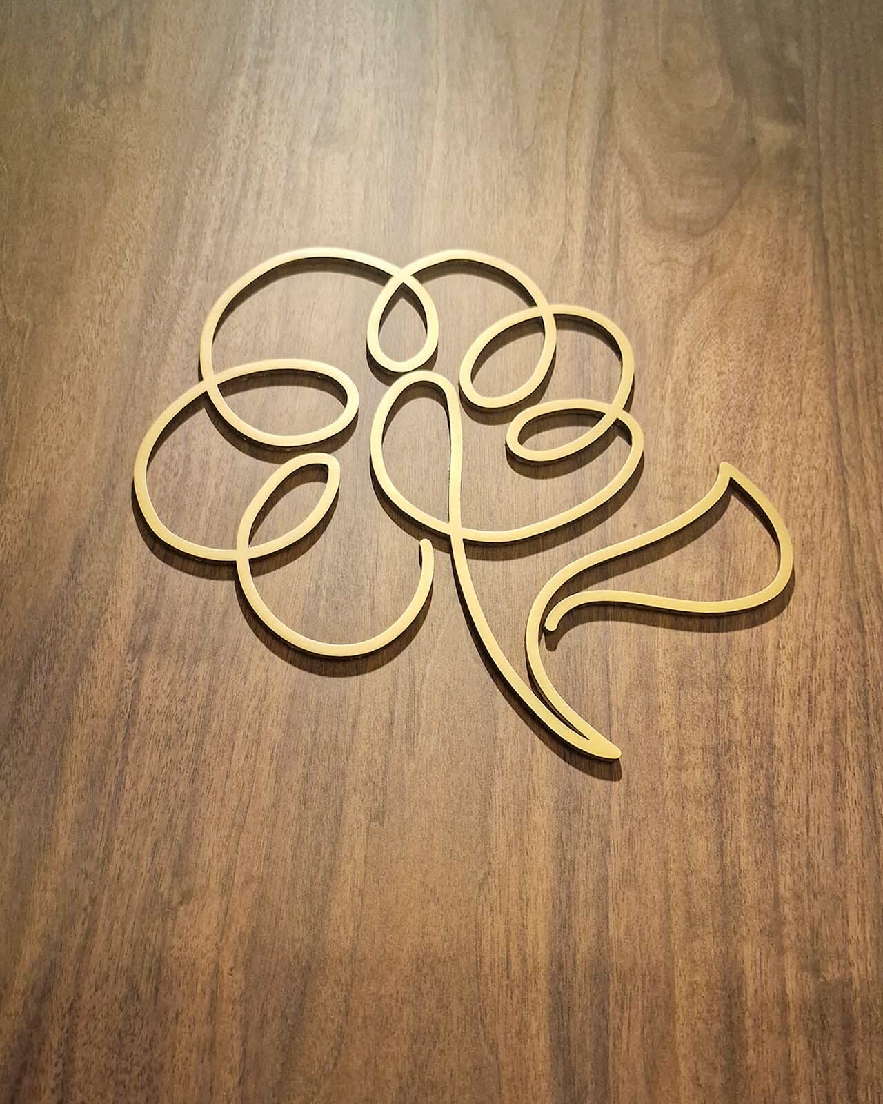 Lettrage 3D sur mur intérieur